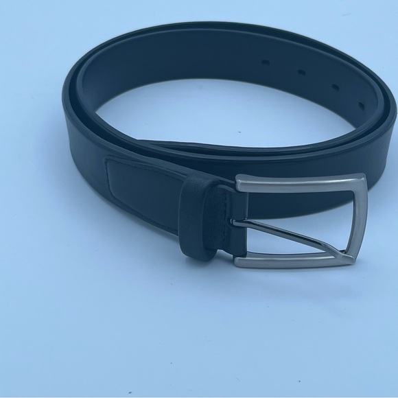 Like New!! Perry Ellis Black Leather Dress Belt size 34/35 Full Grain Cowhide - Picture 9 of 15